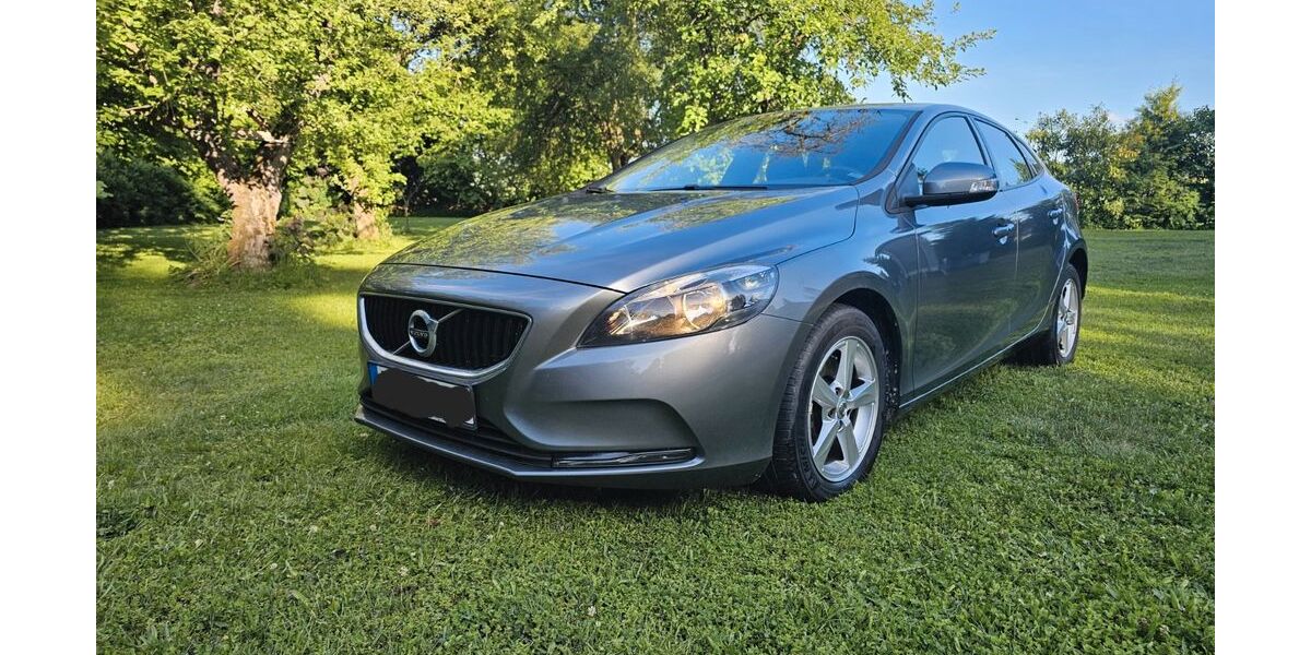 Volvo V40 139.500 km 9.950 &euro; Horgau 86497