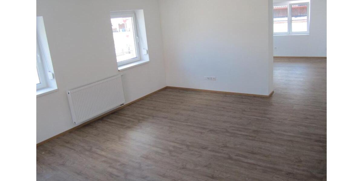 Etagenwohnung Hiltenfingen - 3 Zimmer, 80 m&sup2;, 980&euro; | Angebot:26591682