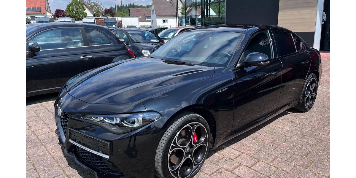 Alfa Romeo Giulia 25.300 km 41.890 &euro; Diedorf / Augsburg 86420