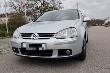 VW Golf 242.000 km 3.499 &euro; Augsburg 86165