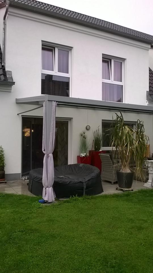 Doppelhaushälfte mit Garage und Stellplatz in Königsbrunn