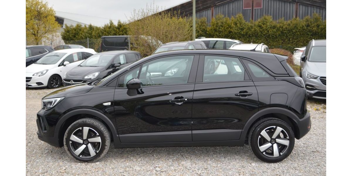 Opel Crossland (X) 36.100 km 16.990 &euro; Königsbrunn 86343
