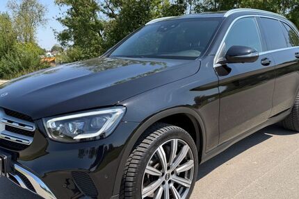 Mercedes-Benz GLC 300 94.000 km 28.890 &euro; Mammendorf 82291