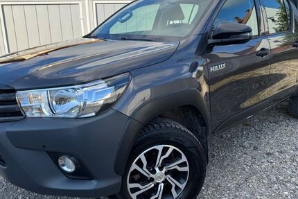 Toyota Hilux 75.000 km 25.900 € Königsbrunn bei Augsburg 86343