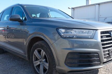 Audi Q7 412.000 km 11.900 &euro; Königsbrunn 86343