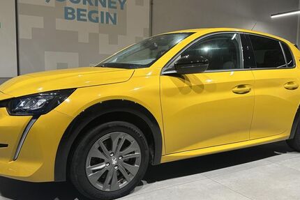 Peugeot 208 19.624 km 19.340 &euro; Augsburg 86179