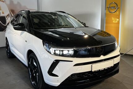 Opel Grandland (X) 11.462 km 28.990 &euro; Aichach 86551