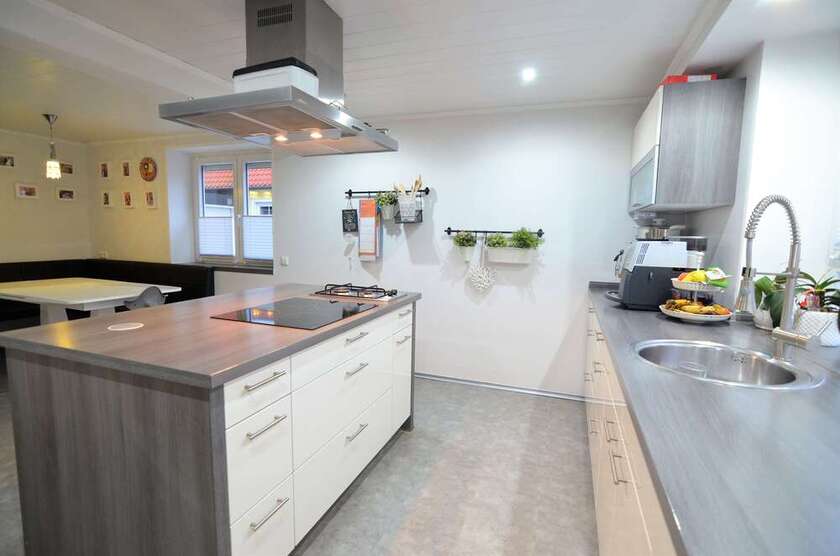 Haus zum Kaufen in Augsburg 599.000 € 164 m²