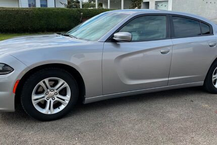 Dodge Charger 198.000 km 14.800 &euro; Augsburg 86150