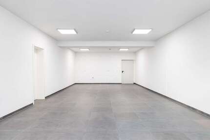 Büro in Neusäß 830,32 € 142.2 m² zimmer