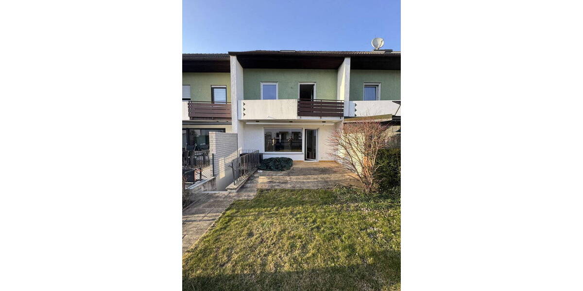 Reihenmittelhaus Augsburg Lechhausen - 5 Zimmer, 130 m&sup2;, 520.000&euro; | Angebot:26057610