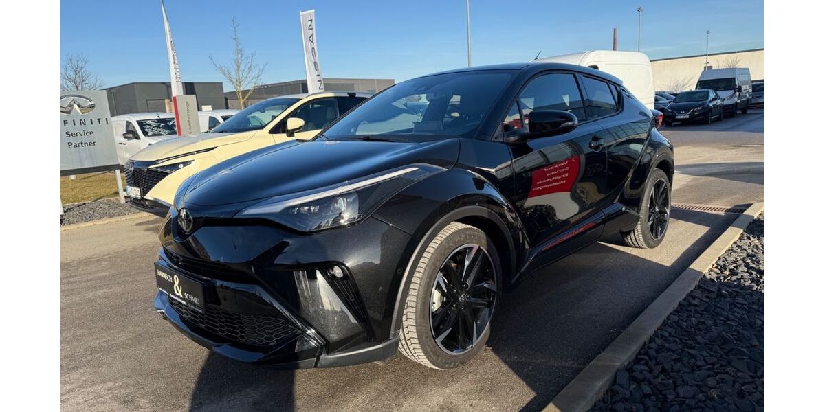 Toyota C-HR 13.528 km 28.970 &euro; Gersthofen 86368