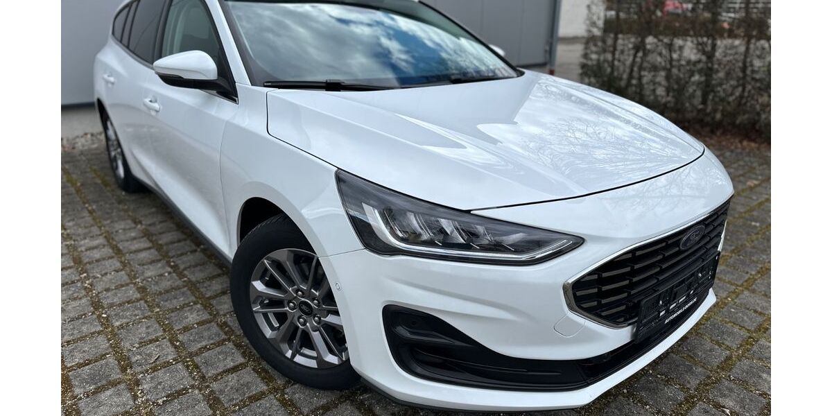 Ford Focus 51.000 km 17.990 &euro; Dinkelscherben 86424