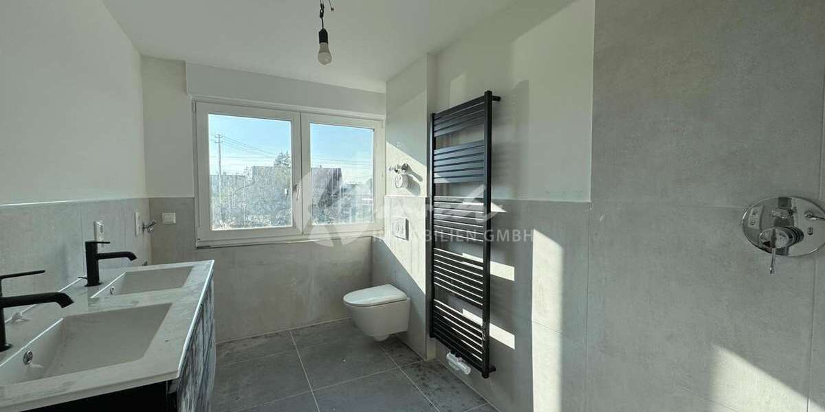 Einfamilienhaus Augsburg Bergheim - 6 Zimmer, 180 m&sup2;, 960.000&euro; | Angebot:21370922