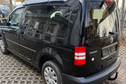 VW Caddy 260.800 km 4.900 &euro; Augsburg 86165