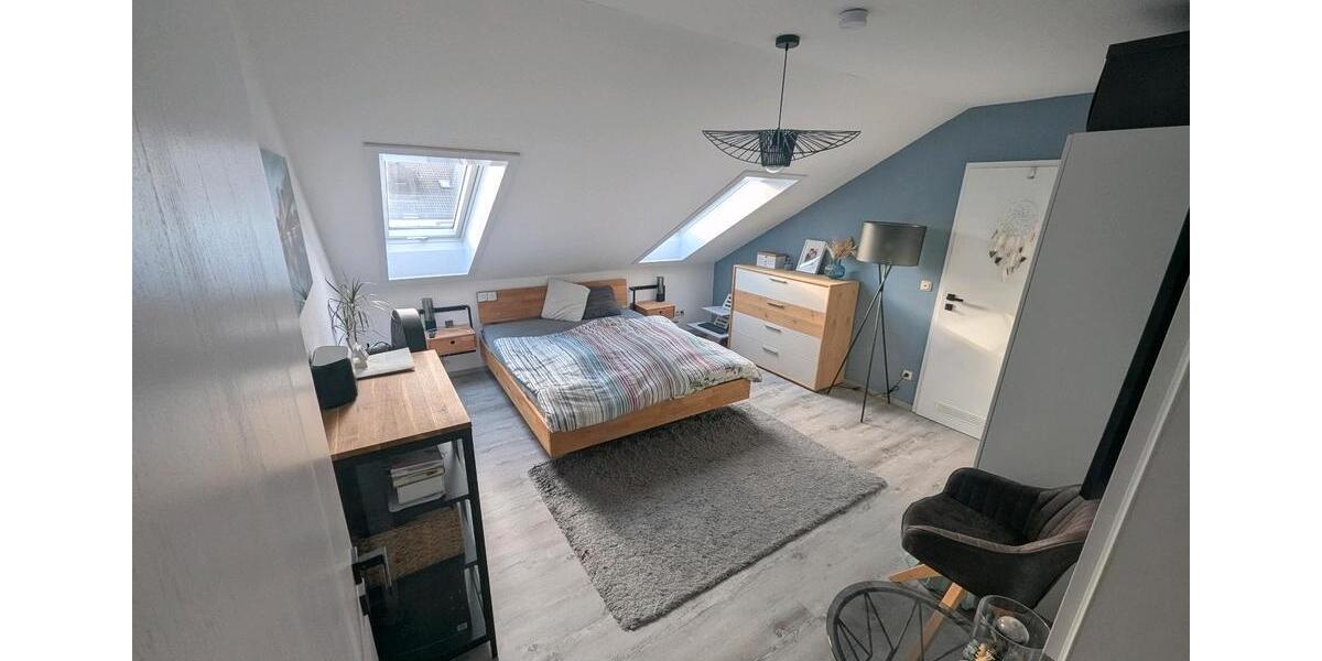 Dachgeschoßwohnung Augsburg Haunstetten-Siebenbrunn - 2 Zimmer, 66 m&sup2;, 271.000&euro; | Angebot:26888071