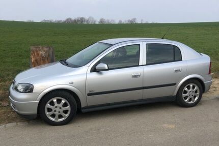 Opel Astra 64.800 km 2.950 &euro; Aichach 86551