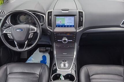 Ford Galaxy 184.074 km 18.490 &euro; Welden 86465