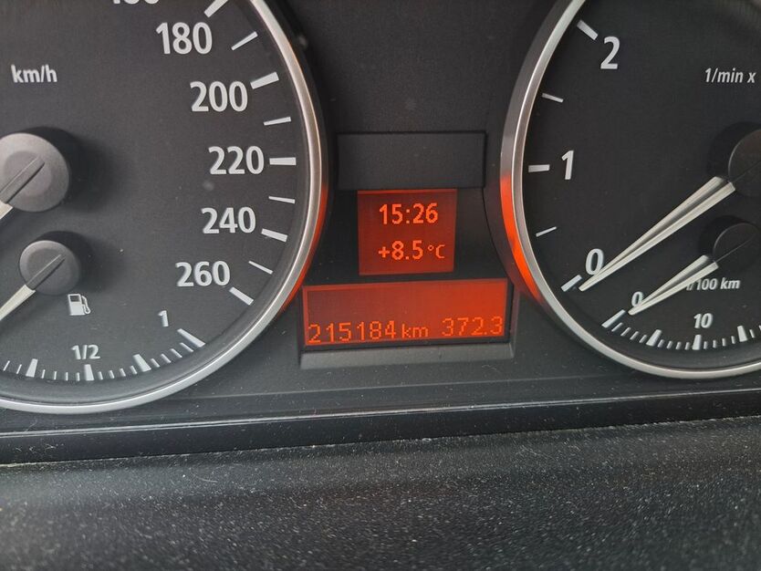 BMW 320 215.184 km 5.000 € Altenmünster 86450