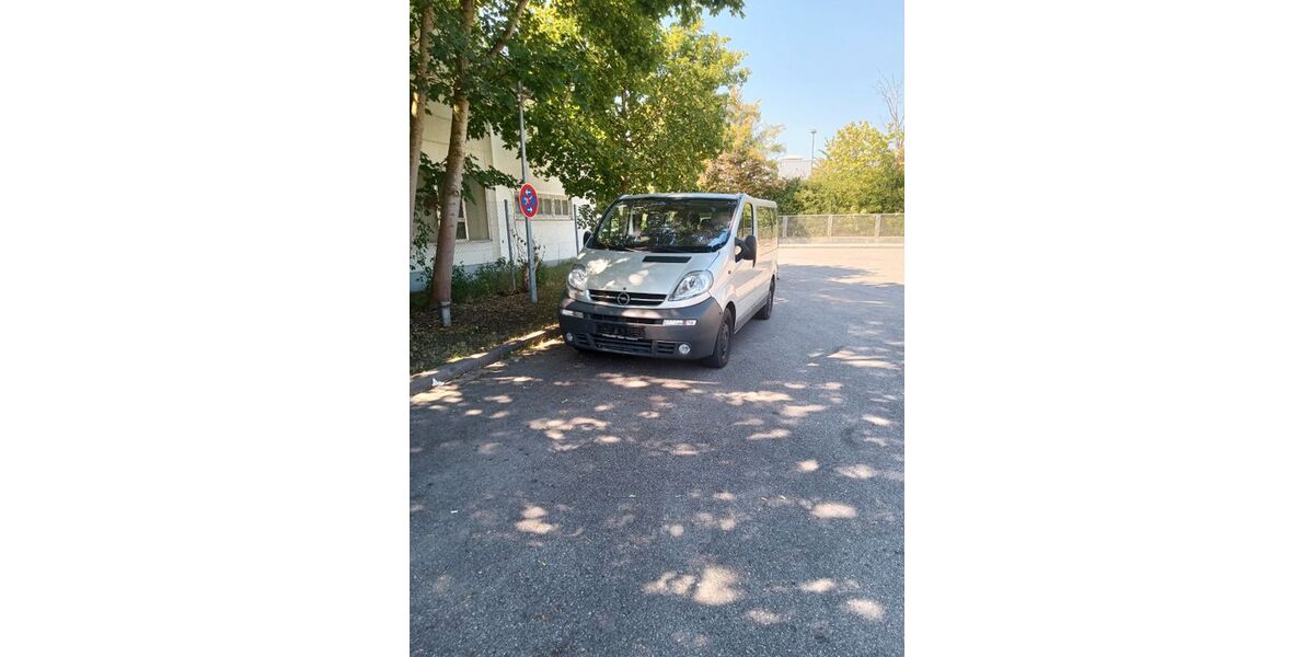 Opel Vivaro 171.000 km 4.700 &euro; Augsburg 86167
