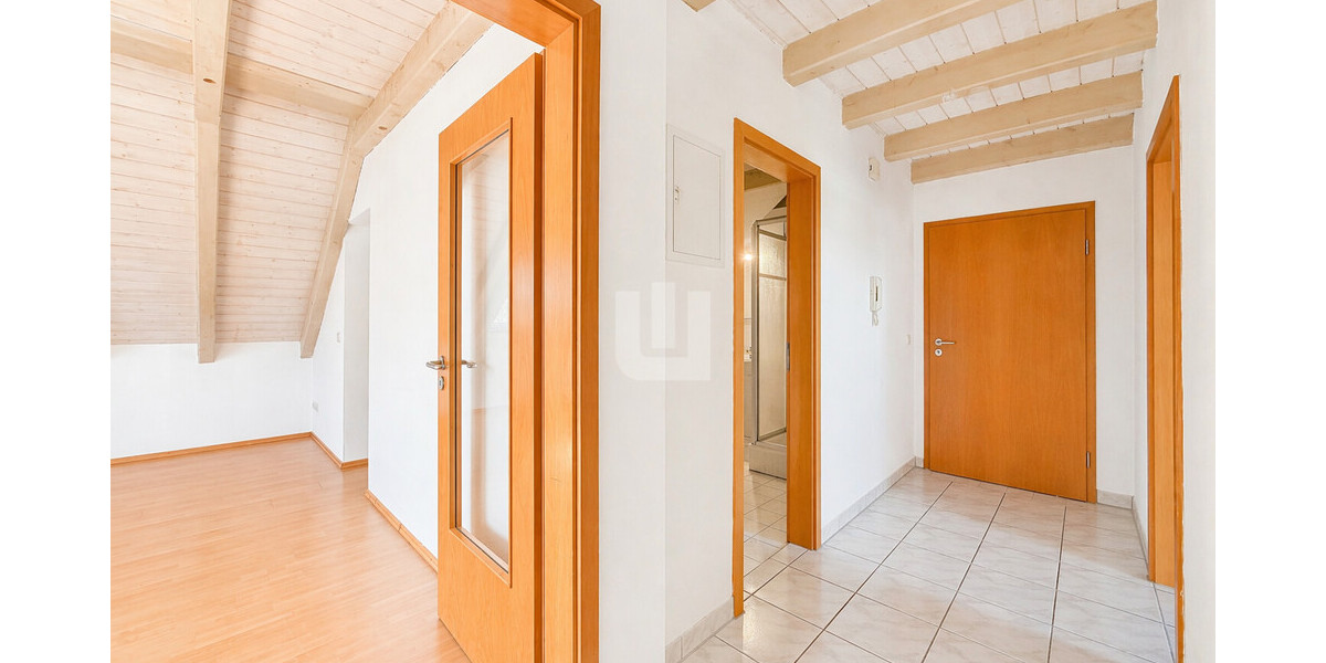 WINDISCH - Gemütliche 3-Zi.-Wohnung in ländlicher Idylle – perfekt für Singles oder Paare! - Dachgeschoßwohnung Egenhofen / Unterschweinbach Unterschweinbach | Angebot:26362991