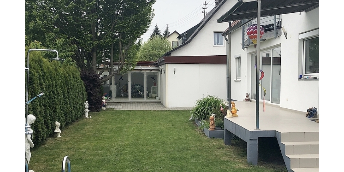 Wohntraum in Augsburg-Bärenkeller Ein- oder Zweifamilienhaus mit Pool - Zweifamilienhaus Augsburg / Bärenkeller Bärenkeller | Angebot:26744968