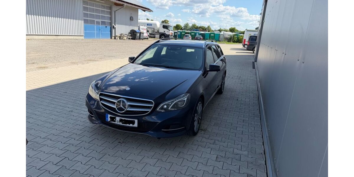 Mercedes-Benz E 220 302.065 km 13.900 &euro; Hurlach 86857