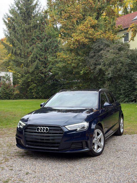 Audi A3 105.555 km 15.999 € Augsburg 86153