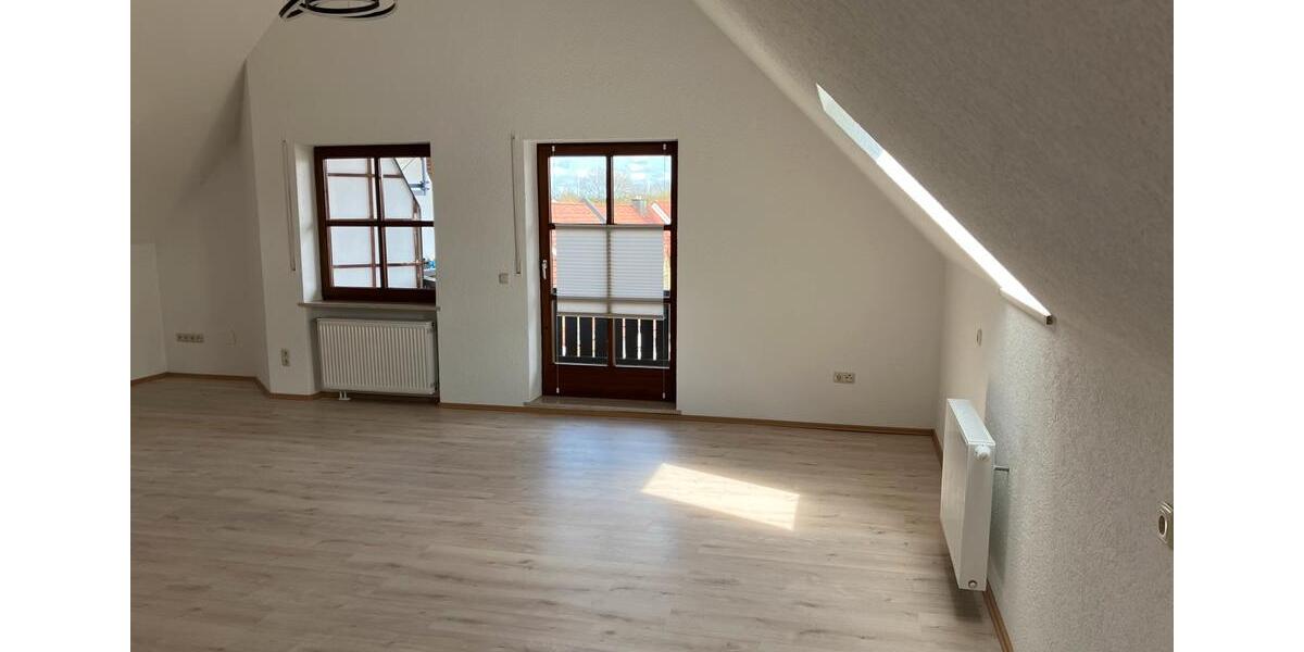 Dachgeschoßwohnung Dasing - 3 Zimmer, 99 m&sup2;, 365.000&euro; | Angebot:26872104