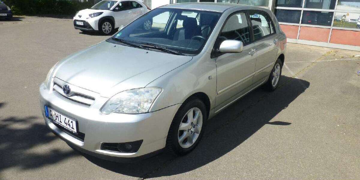 Toyota Corolla 79.000 km 5.300 &euro; Augsburg 86156