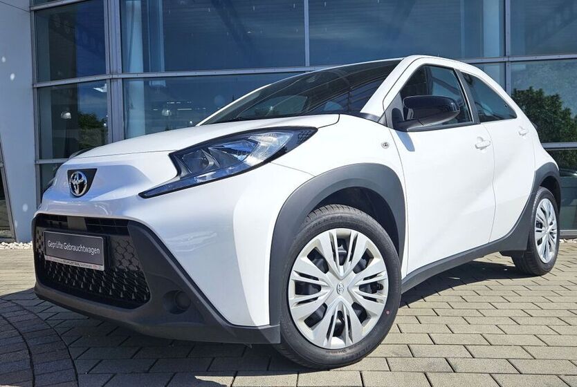 Aygo (X)
