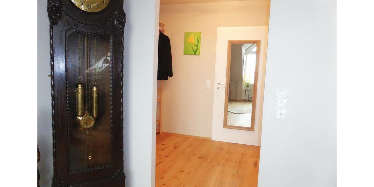 Dachgeschoßwohnung Königsbrunn - 2 Zimmer, 45 m&sup2;, 242.000&euro; | Angebot:26959088