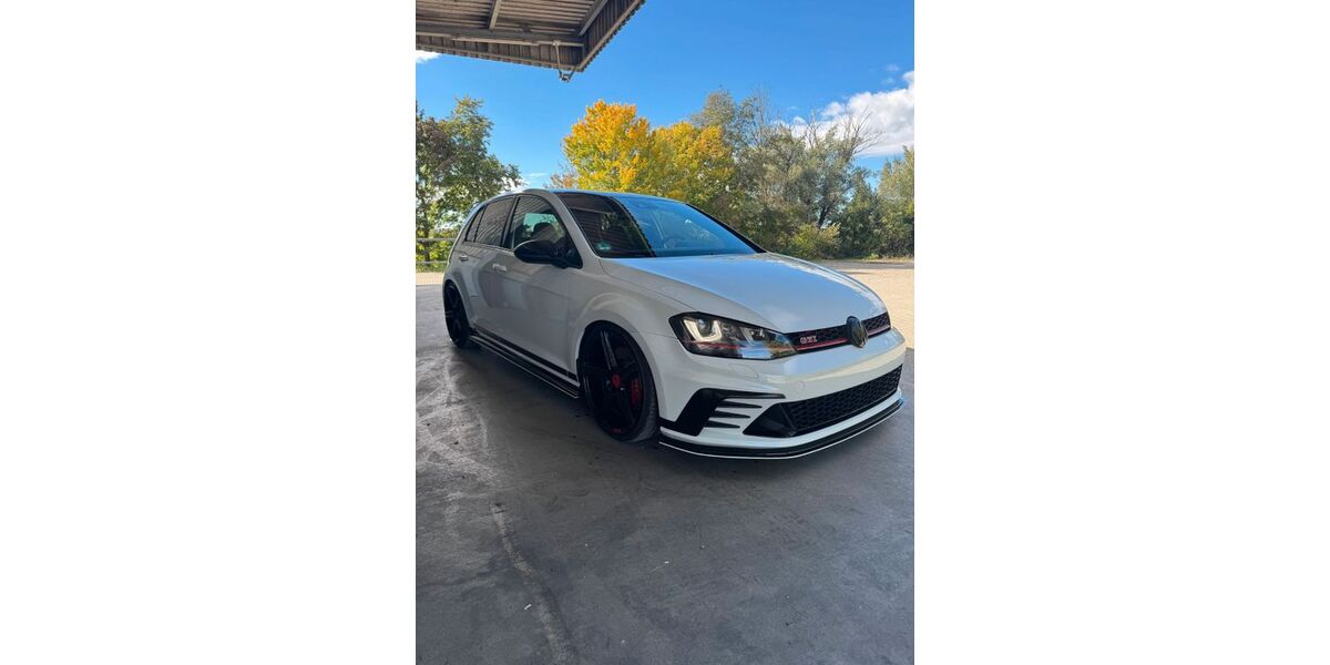 VW Golf 69.000 km 23.990 &euro; Gersthofen 86368