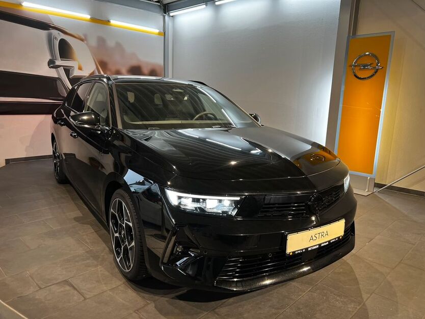 Opel Astra 43.181 km 25.900 € Aichach 86551