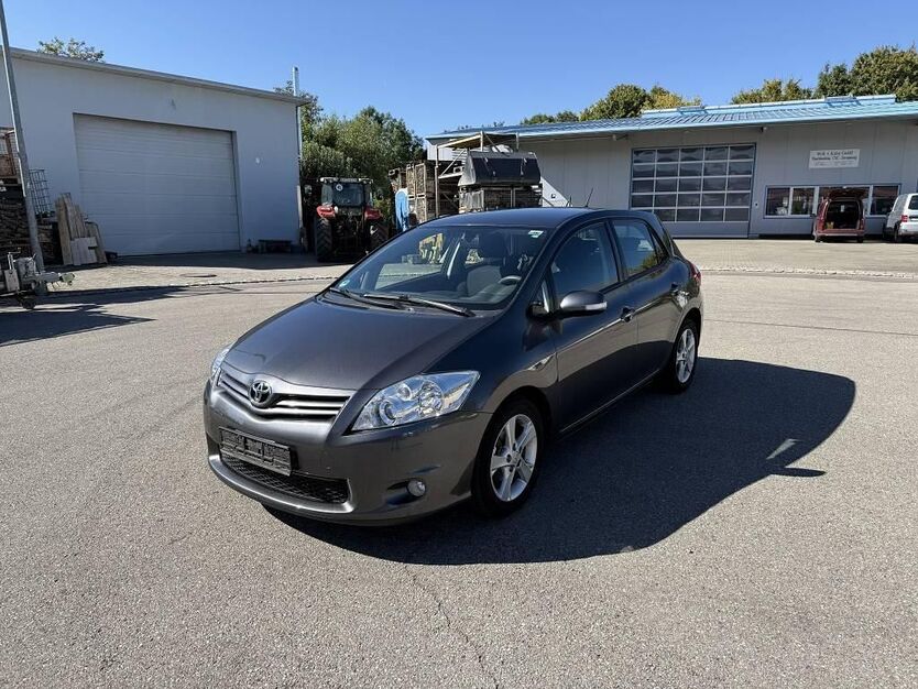 Toyota Auris 124.000 km 6.450 € Mering 86415