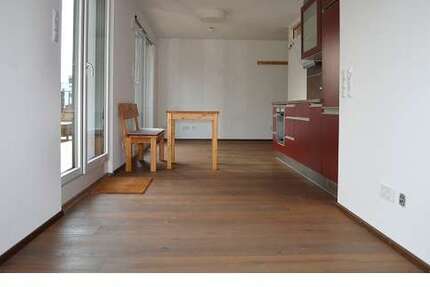 Wohnung Augsburg Innenstadt - 2 Zimmer, 64 m&sup2;, 900&euro; | Angebot:27113349