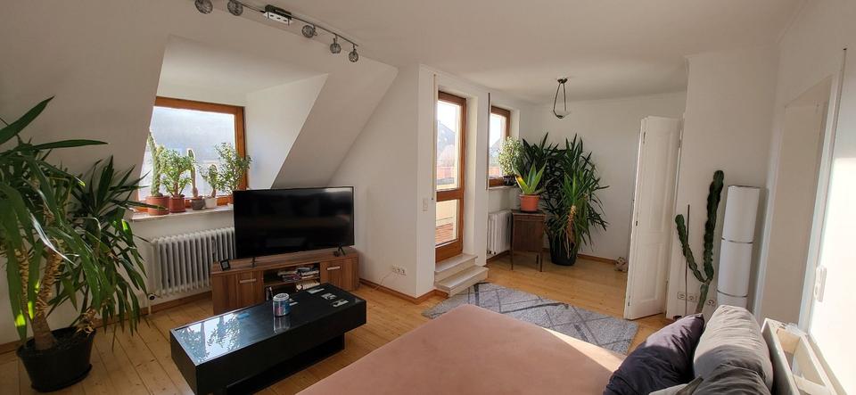 Dachgeschoßwohnung Augsburg Haunstetten-Siebenbrunn - 5 Zimmer, 126 m&sup2;, 420.000&euro; | Angebot:25294820