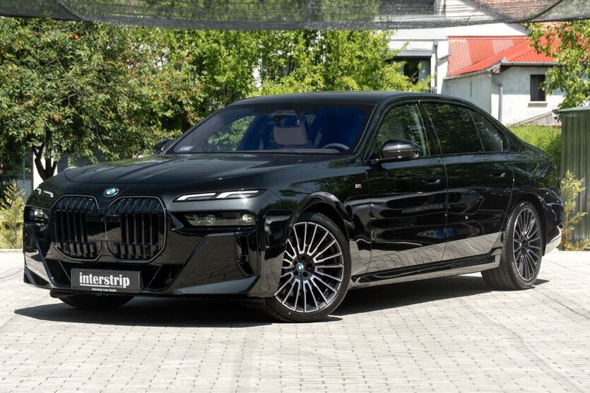BMW 740 10.300 km 106.990 € Langweid am Lech 86462