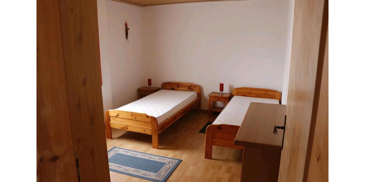 Mehrfamilienhaus, Wohnhaus Fischach - 8 Zimmer, 190 m&sup2;, 399.999&euro; | Angebot:25452735