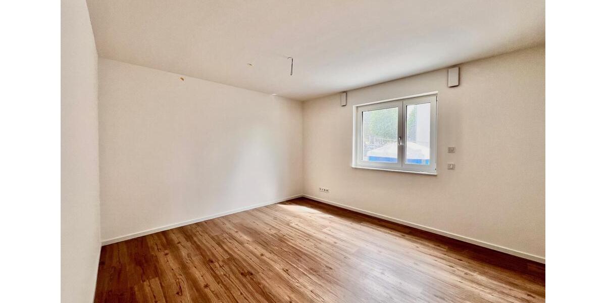 Etagenwohnung Augsburg Bergheim - 3 Zimmer, 101 m&sup2;, 1.700&euro; | Angebot:26578894