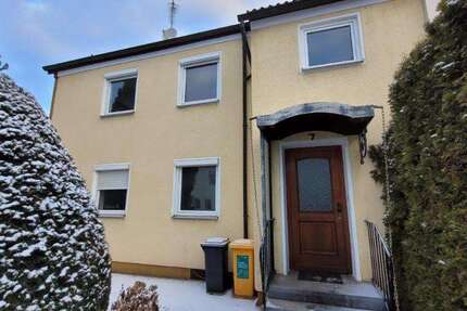 Haus zum Kaufen in Augsburg 525.000 € 120 m² 6 zimmer