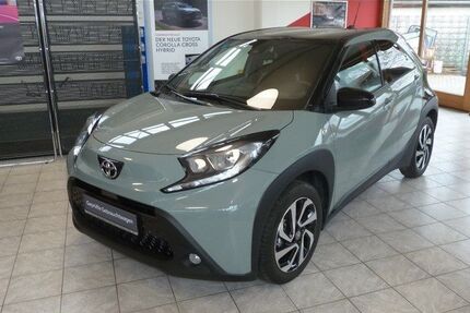 Toyota Aygo (X) 23.395 km 15.390 € Moorenweis 82272