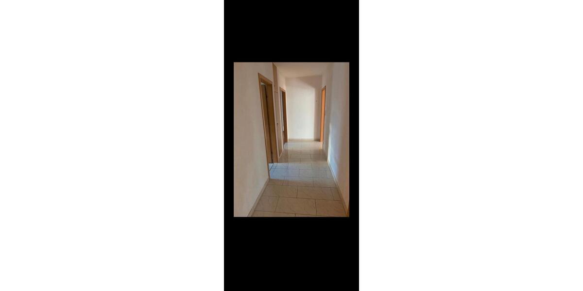 Erdgeschoßwohnung Augsburg Lechhausen - 3 Zimmer, 75 m&sup2;, 900&euro; | Angebot:25405486