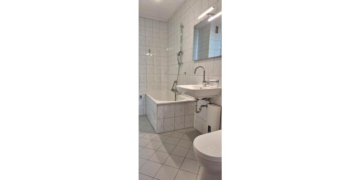 Etagenwohnung Augsburg Lechhausen - 3 Zimmer, 66 m&sup2;, 259.000&euro; | Angebot:26715310