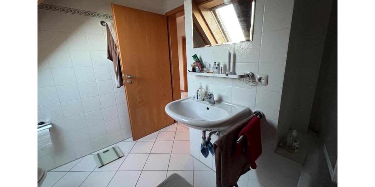 Dachgeschoßwohnung Friedberg - 2.5 Zimmer, 63 m&sup2;, 325.000&euro; | Angebot:25803221