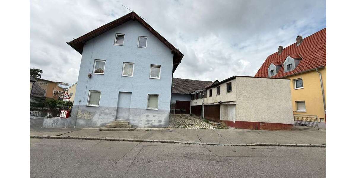 Haus zum Kaufen in Augsburg 699.000 € 255 m² 14 zimmer