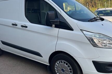 Ford Transit Custom 173.158 km 7.980 &euro; Gessertshausen 86459