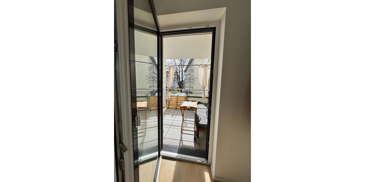 Etagenwohnung Augsburg Antonsviertel - 16 Zimmer, 82 m&sup2;, 766&euro; | Angebot:26269111