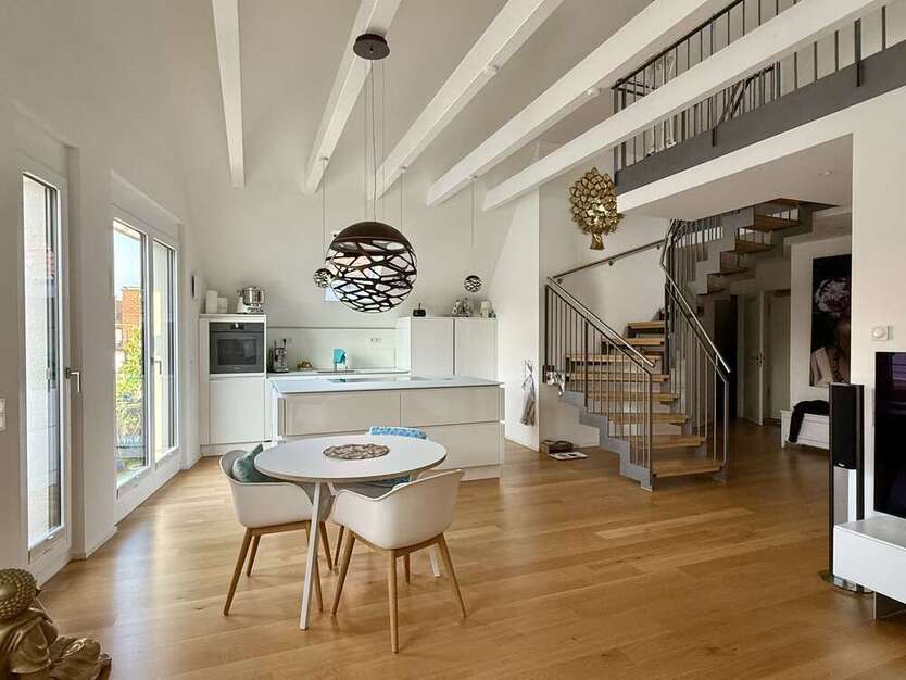 Wohnung zum Kaufen in Augsburg 1.100.000 € 107.6 m²