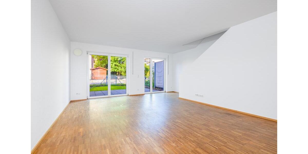 Reihenhaus Augsburg Haunstetten-Siebenbrunn - 5 Zimmer, 147 m&sup2;, 2.250&euro; | Angebot:24762123